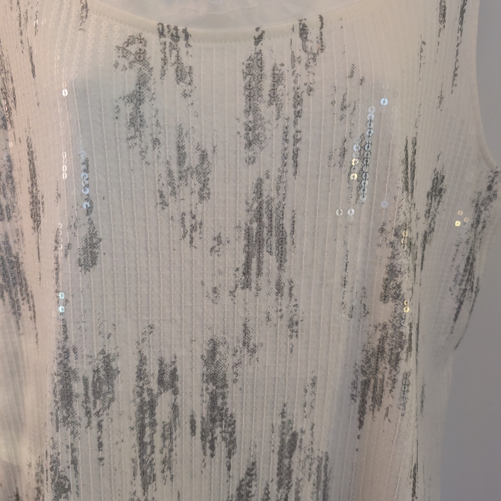 NWOT Chico's Sequin Embellished White and Silver Women's Top Size 2 - Picture 11 of 16